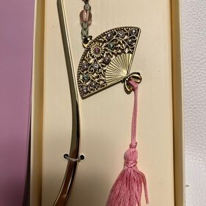 Fan bookmark by Past Times new